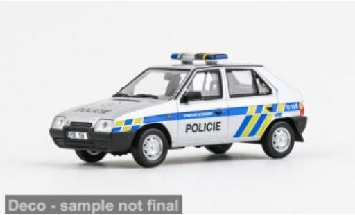 Skoda Favorit 1/43 Abrex 136L 1988 Policie (CZ) 1:43 modellino in miniatura