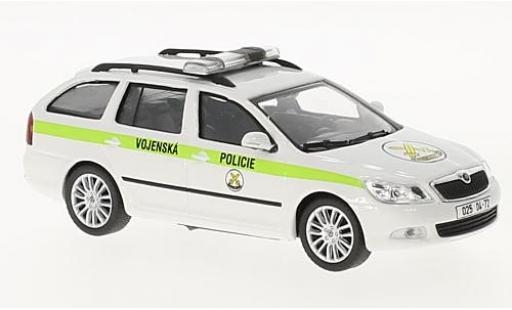 Skoda Octavia 1/43 Abrex II FL Combi Vojenska Policie (CZ) 2008 modellino in miniatura