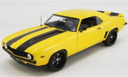 Chevrolet Camaro 1/18 ACME Street Fighter giallo/nero 1969 Yellow Jacket modellino in miniatura