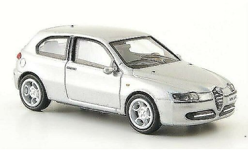 Alfa Romeo 147 berlina 1/87 Ricko grigio 3-Turer 2001 modellini auto