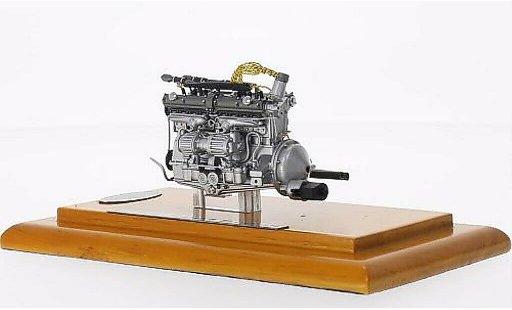 Alfa Romeo 8C 2900 b mm roadster 1/18 CMC Motoraggregat 1938 modellini auto