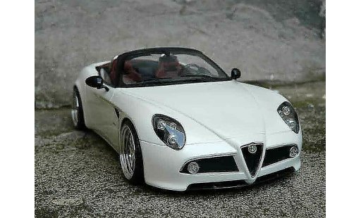 Alfa Romeo 8C competizione 1/18 MR Collection spider mr bianco jantes alu modellini auto