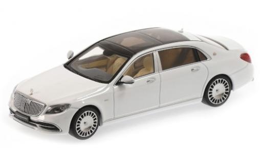 Mercedes CLA 1/43 Almost Real Maybach Classe S bianco 2019 modellino in miniatura