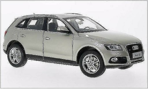 Audi Q5 suv 1/18 Paudi metallicoo beige 2014 modellini auto