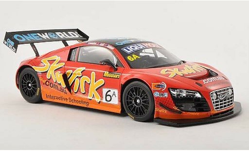 Audi R8 lms 1/18 Spark No.6 Skwirk 12h Bathurst 2013 /W.Luff modellini auto