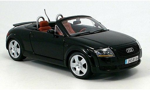 Audi TT roadster 1/18 Maisto nero 1999 modellini auto