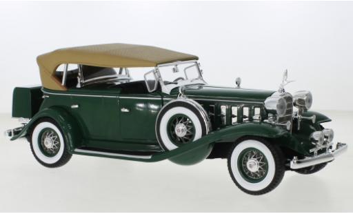 Cadillac V16 1/18 Auto World Phaeton verde 1932 modellino in miniatura