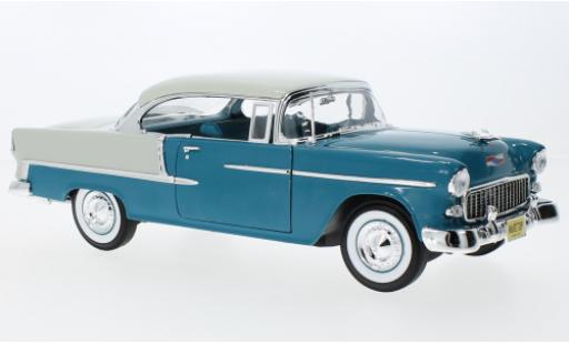 Chevrolet Bel Air 1/18 Auto World Bel air Hardtop blu/beige 1955 modellino in miniatura