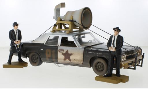 Dodge Monaco 1/18 Auto World Police Pursuit Blues Brossohers 1974 modellino in miniatura