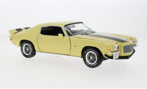 Chevrolet Camaro 1/18 Auto World RS/Z28 gelb/schwarz 1972 1:18 modellino in miniatura