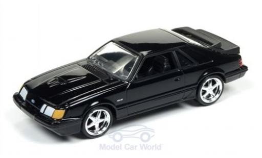 Ford Mustang 1/64 Auto World SVO nero 1985 modellino in miniatura