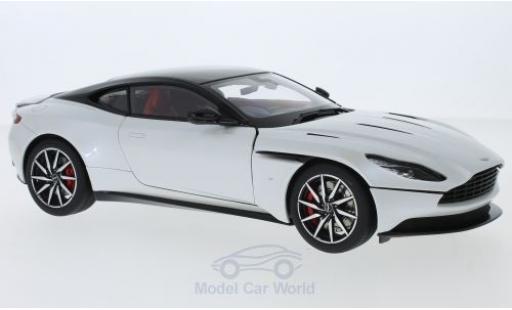 Aston Martin DB1 1/18 AUTOart 1 metallico bianco RHD modellino in miniatura
