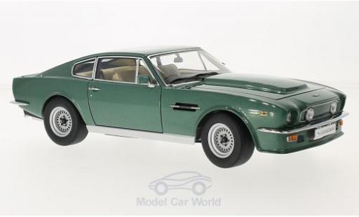 Aston Martin V8 Vantage 1/18 AUTOart Vantage metallico verde RHD 1985 modellino in miniatura