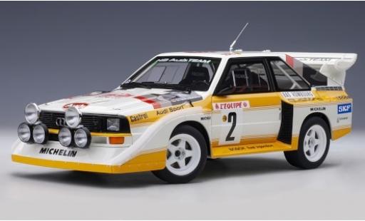 Audi Quattro 1/18 AUTOart S1 No.2 HB Team Rallye Monte Carlo 1986 W.Röhrl/C.Geistdörfer modellino in miniatura