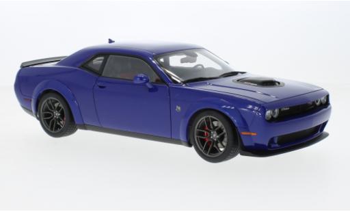 Dodge Challenger 1/18 AUTOart R/T Scat Pack Shaker Widebody blu 2022 modellino in miniatura