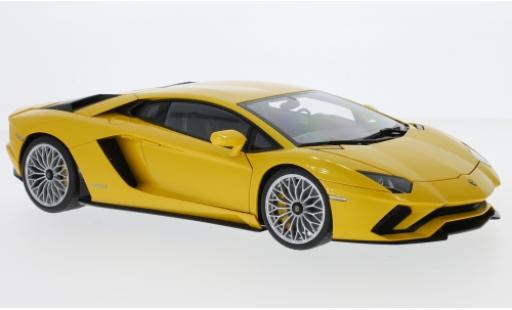 Lamborghini Aventador 1/18 AUTOart S metallise giallo 2017 modellino in miniatura
