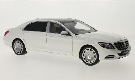 Mercedes CLA 1/18 AUTOart Maybach S-classe (S600) (SWB) metallise bianco/nero 2015 modellino in miniatura