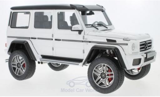 Mercedes Classe G 1/18 AUTOart G500 4x4 bianco 2016 modellino in miniatura
