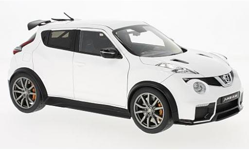 Nissan Juke 1/18 AUTOart -R 2.0 bianco 2016 modellino in miniatura