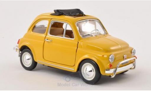Fiat 500 1/24 Burago L giallo 1968 geöffnetes Faltdach ohne Vitrine modellino in miniatura