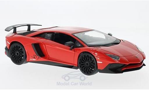 Lamborghini Aventador 1/24 Burago LP750-4 SV rosso modellino in miniatura