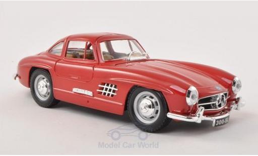 Mercedes 300 SL 1/24 Burago SL (W198) rosso 1954 modellino in miniatura