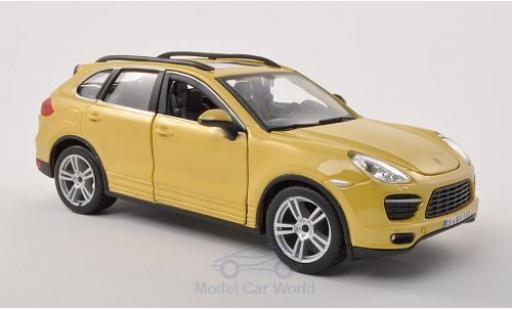Porsche Cayenne Turbo 1/24 Burago (92A) Turbo giallo modellino in miniatura
