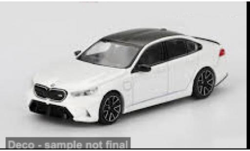 Bmw M5 1/64 Mini GT (G90) weiss 2025 1:64 modellino in miniatura