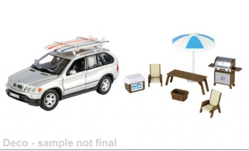 Bmw X5 1/24 Motormax silber 1:24 modellino in miniatura