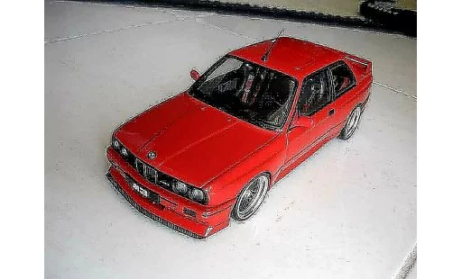 Bmw M3 coupe 1/18 Autoart E30 swap moteur v10 modellini auto
