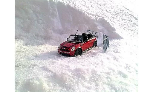 Mini Cabriolet S 1/18 Burago rosso modellini auto
