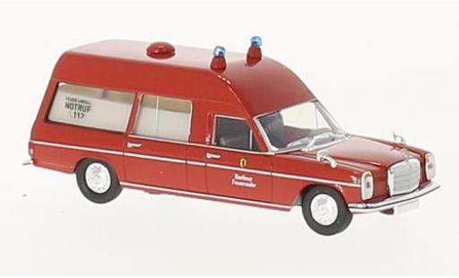 Mercedes /8 1/87 Brekina Berliner Feuerwehr ambulance modellino in miniatura
