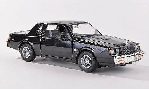 Buick Regal coupe 1/24 Motormax nero 1987 modellini auto