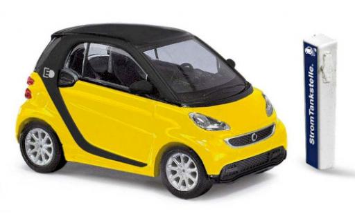 Smart ForTwo 1/87 Busch Fortwo Electric Drive giallo 2012 modellino in miniatura