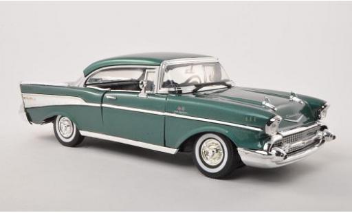 Chevrolet Bel Air 1/18 Motormax grün 1:18 modellino in miniatura