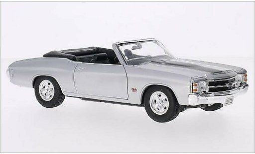 Chevrolet Chevelle Convertible 1/24 Welly SS 454 Convertibile grigio/nero 1971 modellini auto
