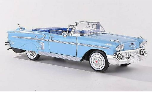 Chevrolet Impala Convertible 1/24 Motormax Convertibile blu 1958 modellini auto