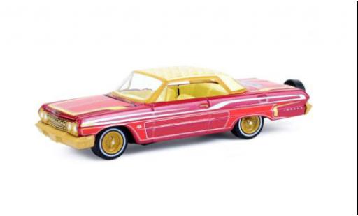 Chevrolet Impala 1/64 Greenlight Lowrider pink/gelb 1963 1:64 modellino in miniatura