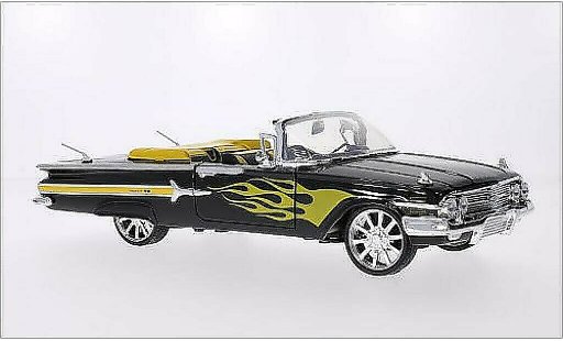 Chevrolet Impala tuning 1/18 Motormax nero/Dekor 1960 modellini auto