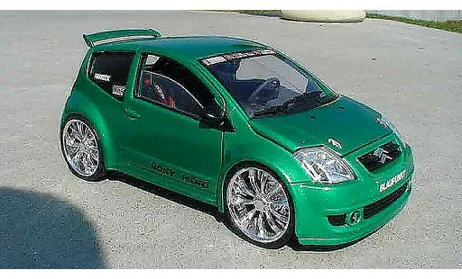 Citroen C2 tuning 1/18 Solido vts jantes 18 pouces modellini auto