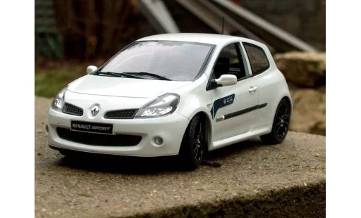 Renault Clio 3 RS 1/18 Solido wsr modellini auto