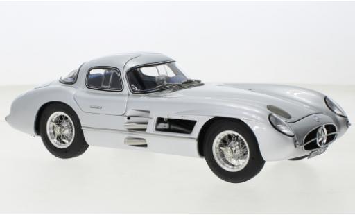 Mercedes 300 1/18 CMC SLR Uhlenhaut Coupe 1955 modellino in miniatura