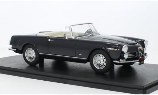 Alfa Romeo 2600 1/18 Cult Scale Models Spider Touring blau 1961 1:18 modellino in miniatura
