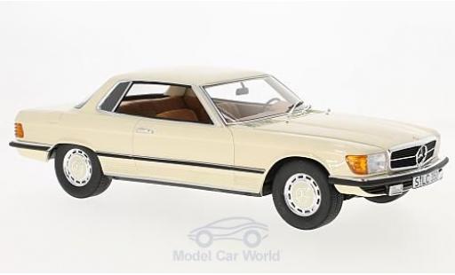 Mercedes 350 1/18 Cult Scale Models SLC (C107) beige 1973 modellino in miniatura