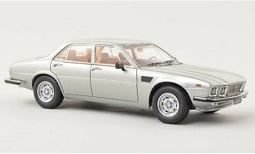 De Tomaso Deauville Berline 1/43 Neo grigio 1978 modellini auto