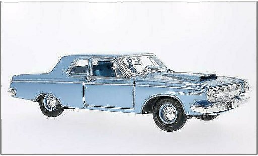 Dodge 330 Berline 1/18 Maisto metallicoo blu 1963 modellini auto