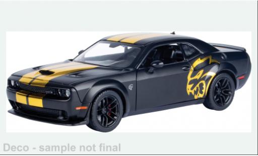 Modellini auto Dodge Challenger SRT Hellcat Widebody schwarz/gold 2018 1/24 Motormax