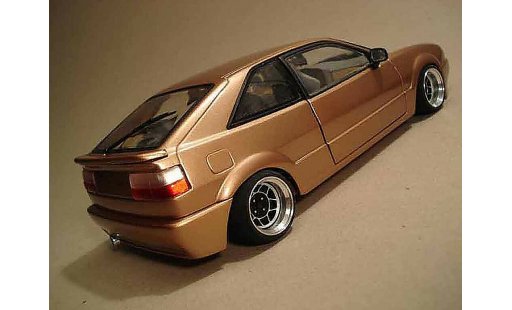 Volkswagen Corrado VR6 1/18 Revell jantes ats modellini auto