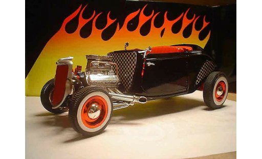 Ford 1934 Hot Rod 1/18 Ertl roadster modellini auto