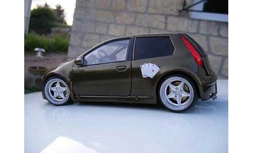 Fiat Punto GT 1/18 Ricko  modellini auto